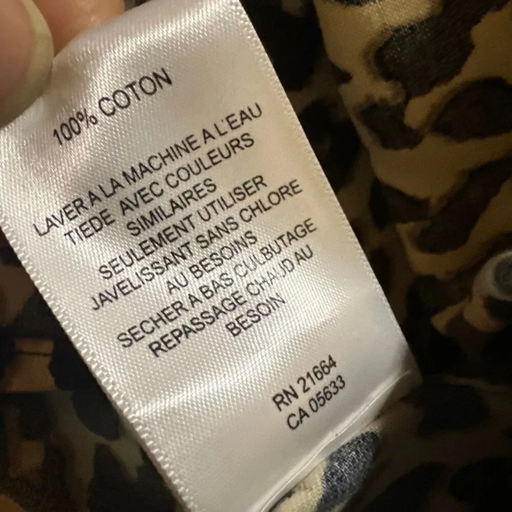 Foxcroft leopard blouse wrinkle free 16